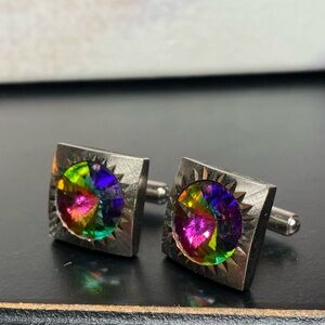 Silver Tone Watermelon Rivoli Rhinestone Vintage Cuff Links
